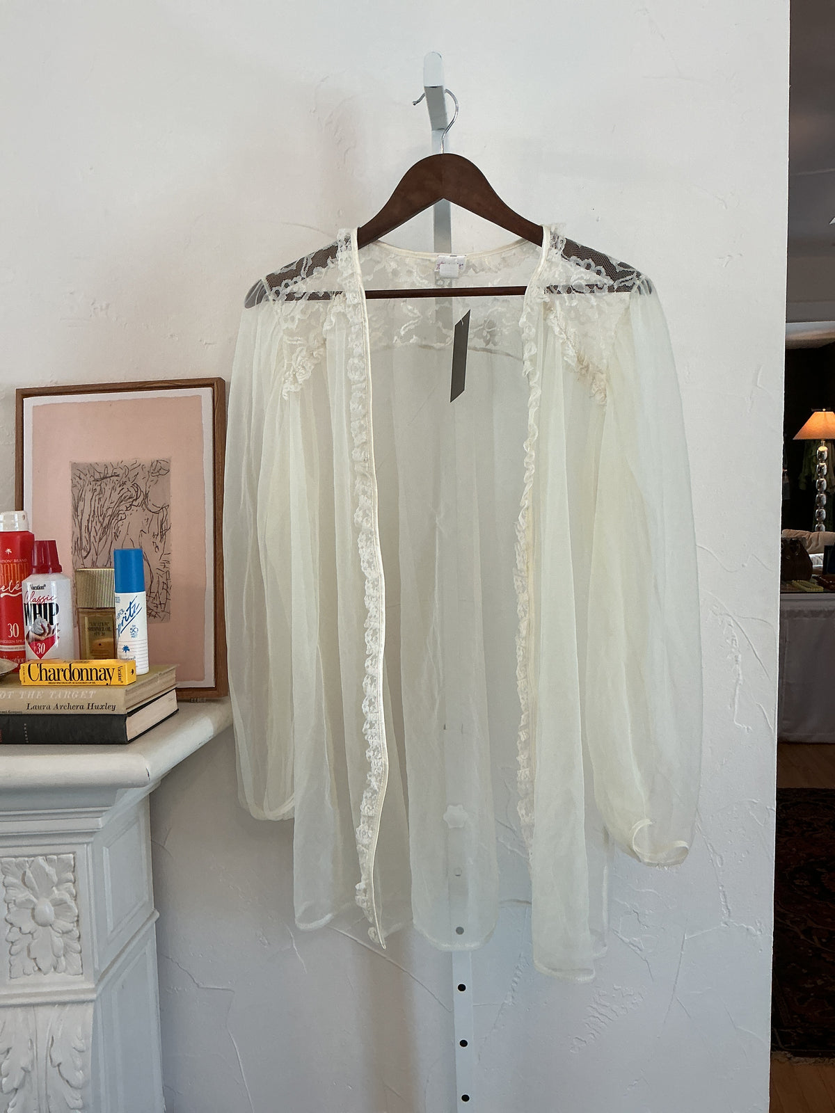 Fredericks lace and pearl robe