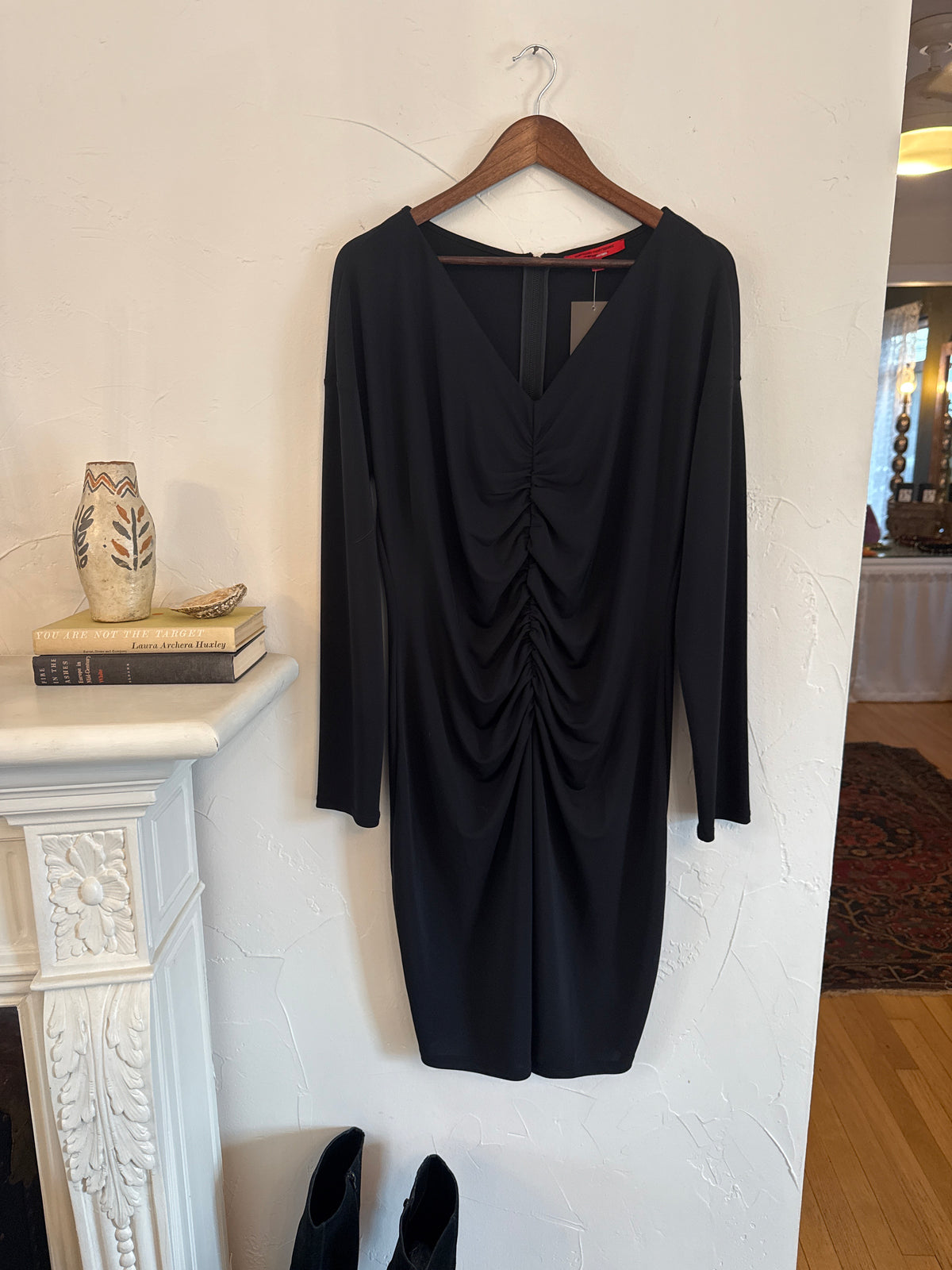 1024 Narciso Black Dress